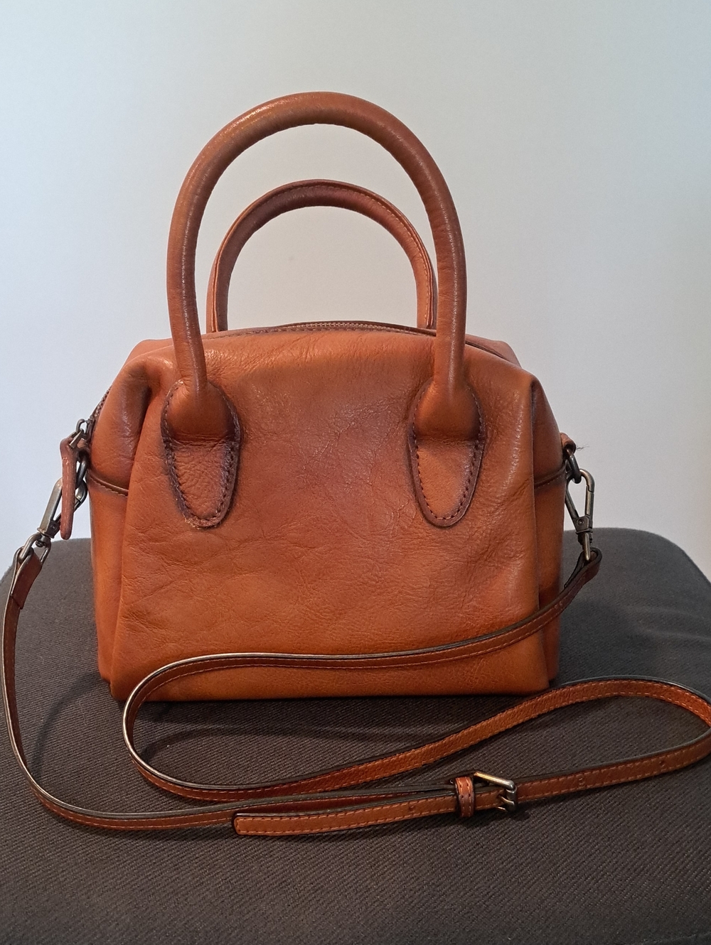 Leather Satchel Handbag in Tan